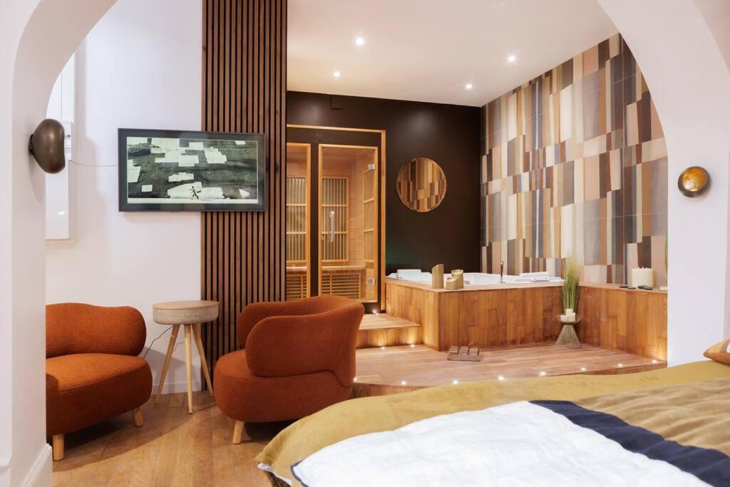 Apartment La Du 21 - Jacuzzi - Sauna - Centre Bourg-en-Bresse