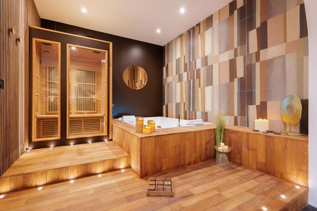 La Du 21 - Jacuzzi - Sauna - Centre
